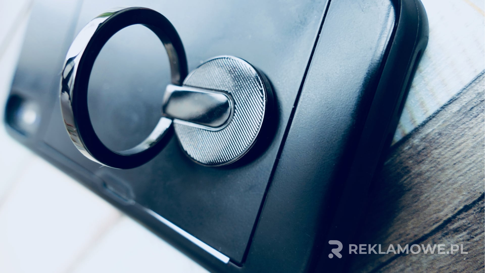 Nowoczesne technologie w tworzeniu reklam